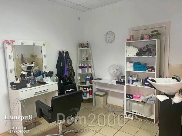 Сдам в аренду магазин - ул. Торговая Площадь, г. Белая Церковь (10721-811) | Dom2000.com