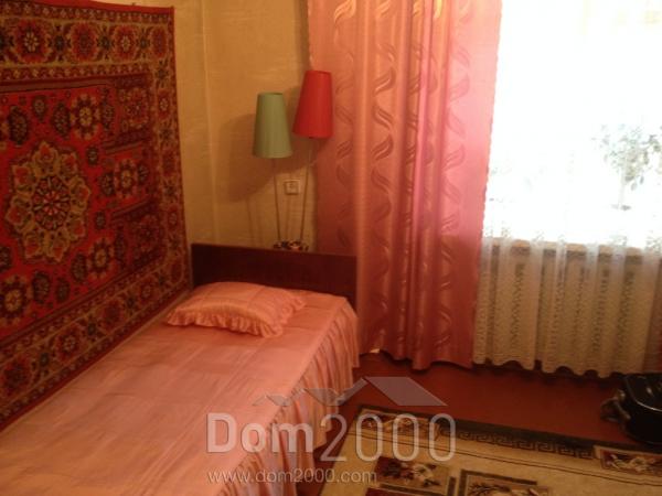 Продам трехкомнатную квартиру - ул. Комяхова улица, 19/3, г. Славянск (9657-031) | Dom2000.com