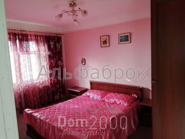 Продам трехкомнатную квартиру - Шолуденко ул., 6, г. Вышгород (центр) (8998-032) | Dom2000.com