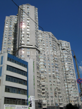 Продам трехкомнатную квартиру - ул. Гришка Михайла, 9, Осокорки (10629-036) | Dom2000.com