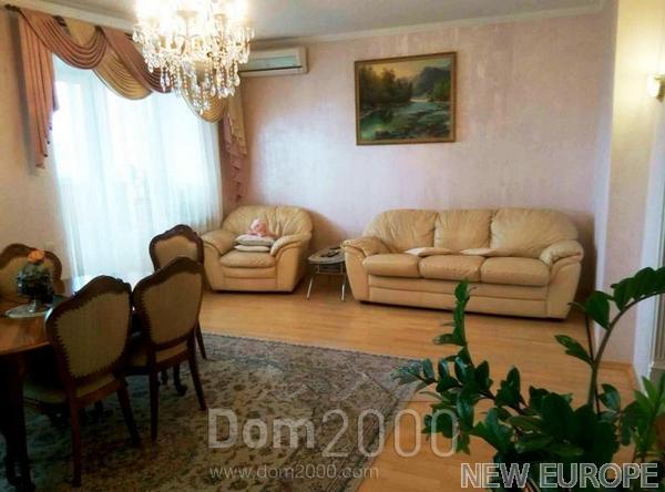 Продам трехкомнатную квартиру - ул. Героев Сталинграда пр-т, 43 "В", Оболонь (4842-054) | Dom2000.com