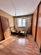Продам трехкомнатную квартиру - улица Кутузова, 70, г. Новокузнецк (10614-484) | Dom2000.com
