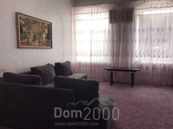 Продам трехкомнатную квартиру - ул. Паученка, г. Кропивницкий (9125-569) | Dom2000.com