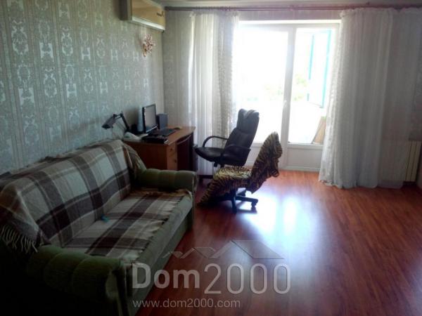 Продам 3-кімнатну квартиру - вул. Свободы ул, 34в, м. Слов'янськ (9672-651) | Dom2000.com