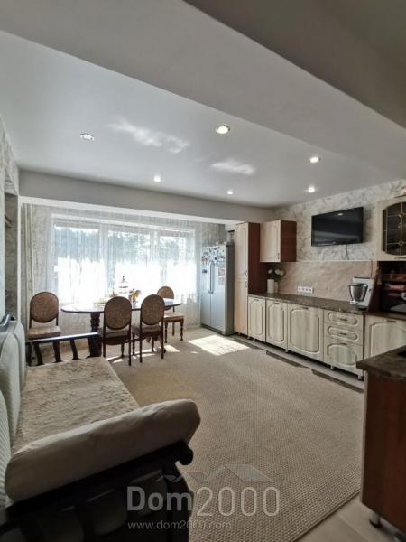 Продам трехкомнатную квартиру - 32-й микрорайон, 5, г. Ангарск (10470-727) | Dom2000.com