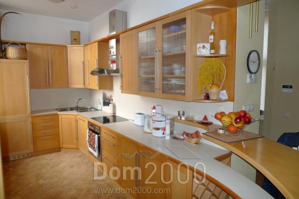 Сдам в аренду четырехкомнатную квартиру - ул. Krišjāņa Barona iela 37, Рига (3947-906) | Dom2000.com